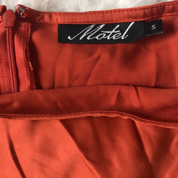 Motel Lekha Skirt in Rust - Picture 4 of 4